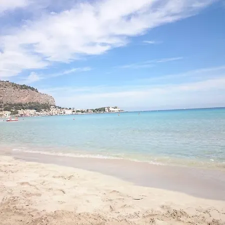 Nyaraló Addaura Mondello