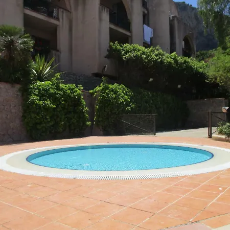 Addaura Nyaraló Mondello